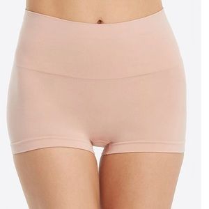 New w/Tags! Spanx Seamless Shaping Boy Short, Large, Vintage Rose